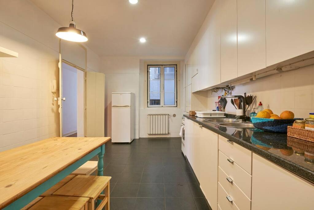 Stunning Apartment Near Chiado Lisboa Ngoại thất bức ảnh