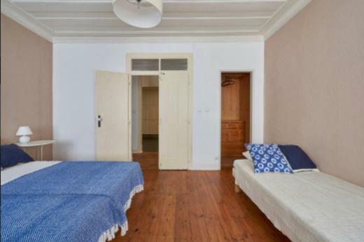 Stunning Apartment Near Chiado Lisboa Ngoại thất bức ảnh